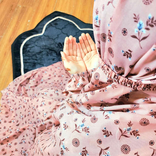 Printed Namaz Chadar with sleeves and Niqab - 009