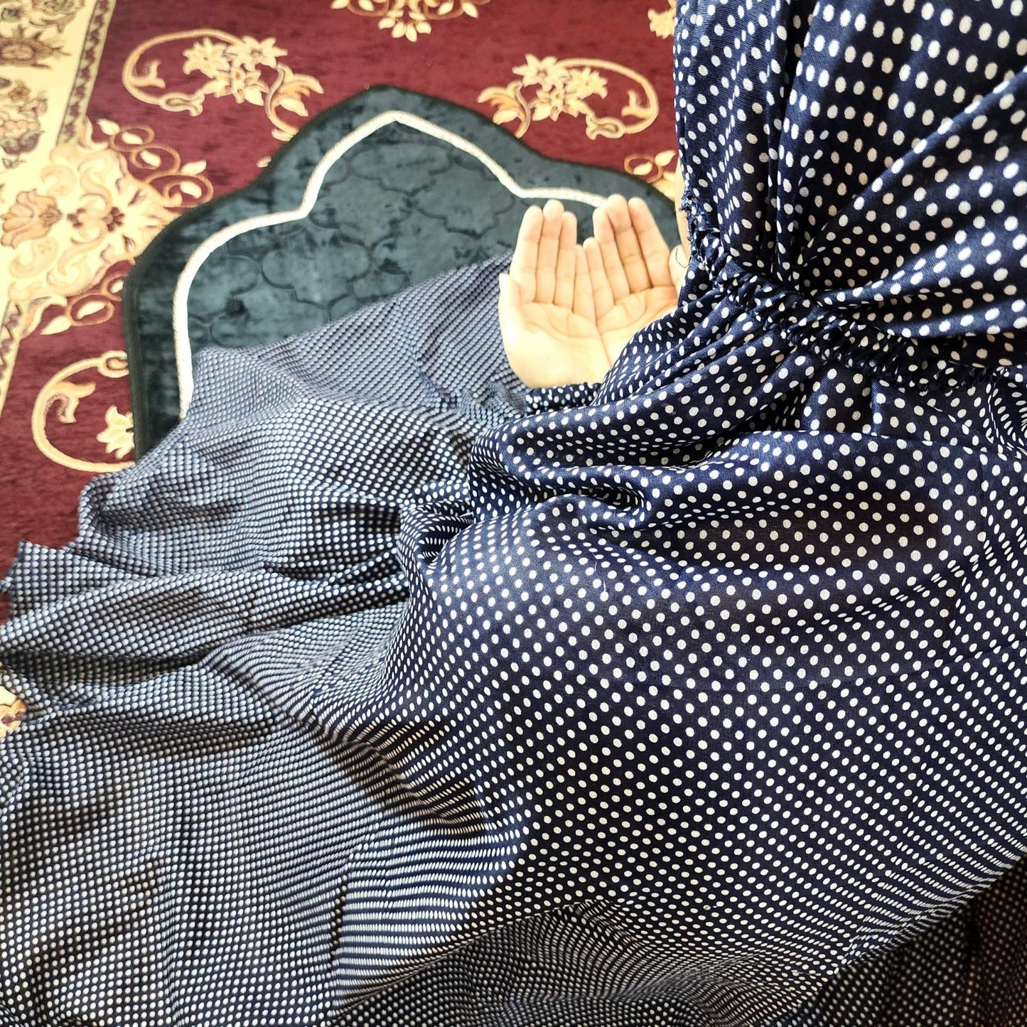 Printed Namaz Chadar with sleeves and Niqab - 002