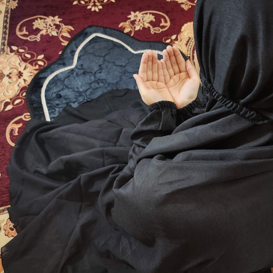 Plain Namaz Chadar with Sleeves and Niqab-Black