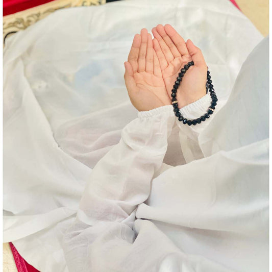 Plain Namaz Chadar with sleeves and Niqab - White